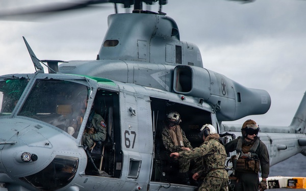 LCF-24: Midshipmen Fly With VMM-365 (Reinforced)