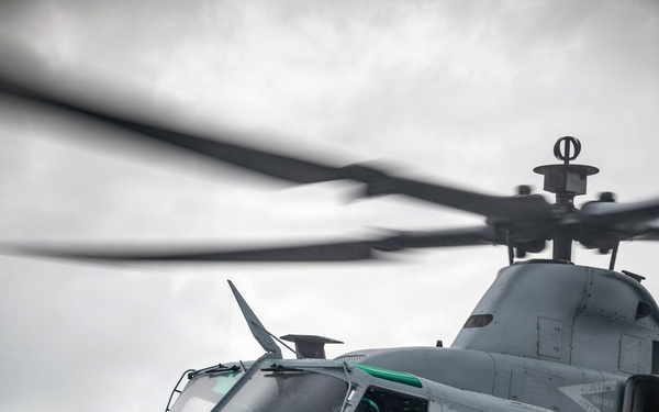 LCF-24: Midshipmen Fly With VMM-365 (Reinforced)