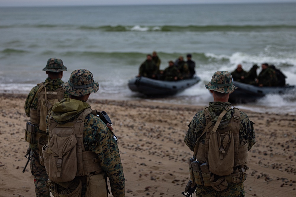 U.S. Marine Corps combat engineers conduct bilateral training in Baltic region
