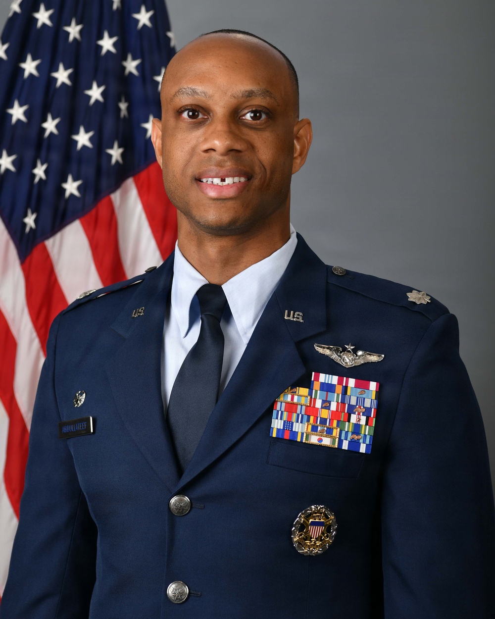 Official Photo of US Air Force Lt Col Sajjad Abdullateef