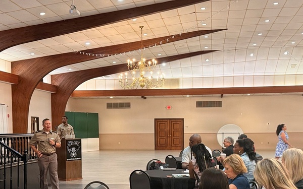 904th Contracting Battalion demystifies federal acquisition for Savannah area small businesses