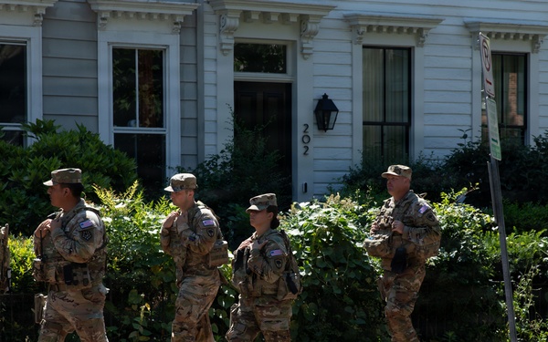JTF-DC South Carolina National Guard Eastern Market presence patrol