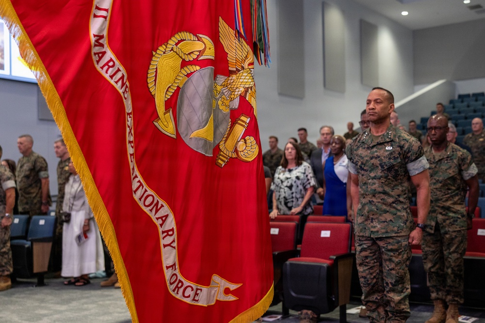 II MEF dedicates building in honor of General Alfred M. Gray Jr.