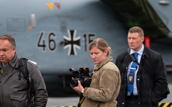 Kentcuky Airmen provide tactical airlift for RAFL26 media day