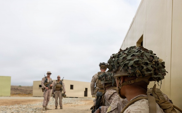 2nd Bn., 5th Marines conduct raid