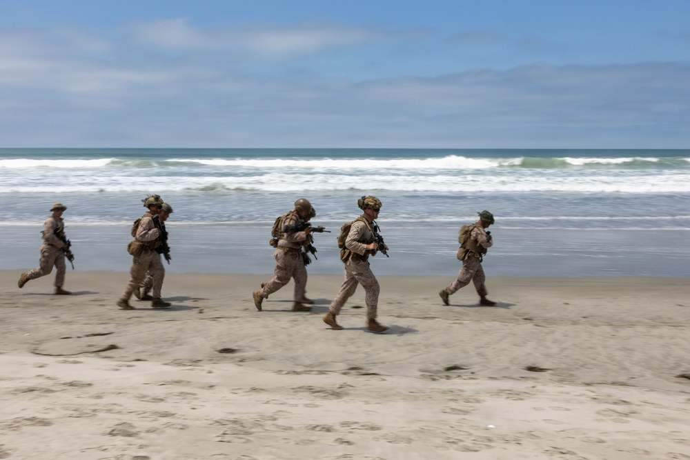 2nd Bn., 5th Marines conduct raid