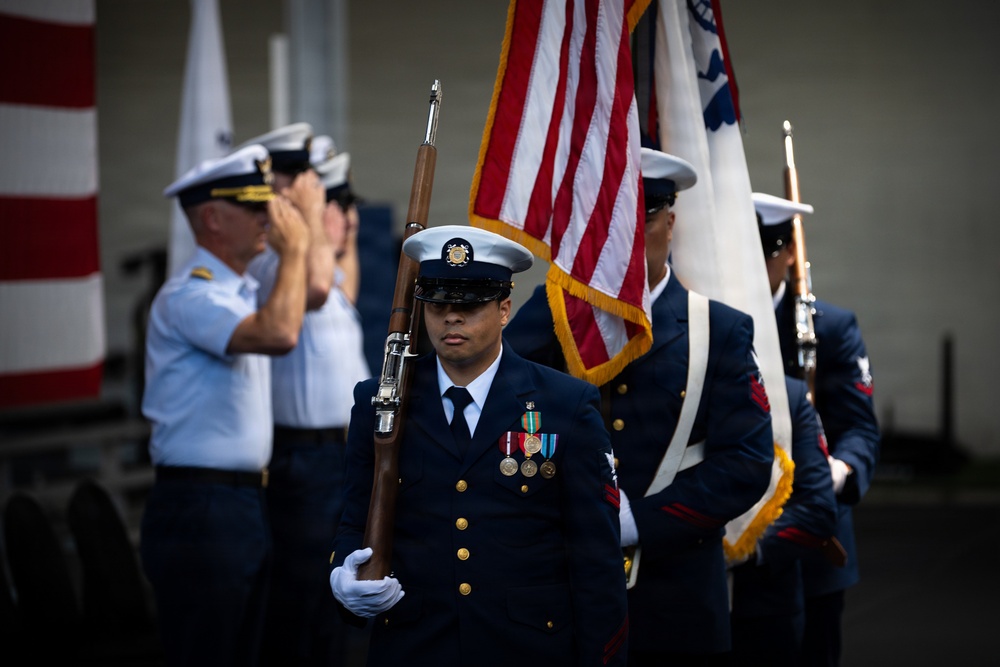 Coast Guard Base Alameda holds change of watch ceremony