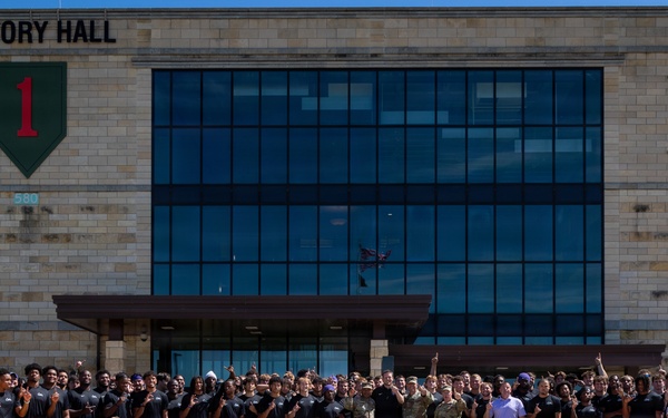 Kansas State University Football Team Visits Fort Riley