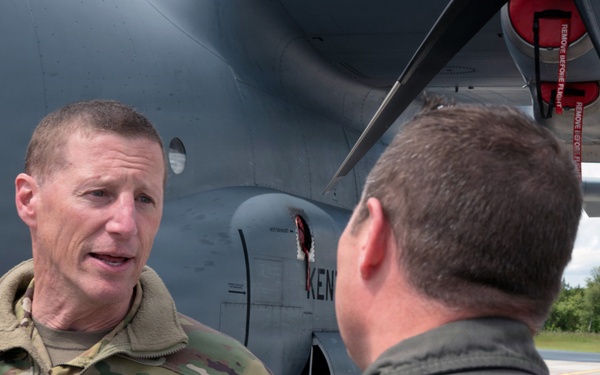 Kentucky Airmen provide tactical airlift support