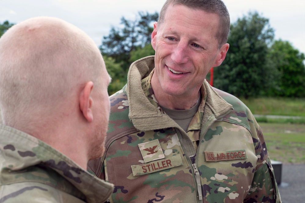 Kentucky Airmen provide tactical airlift support