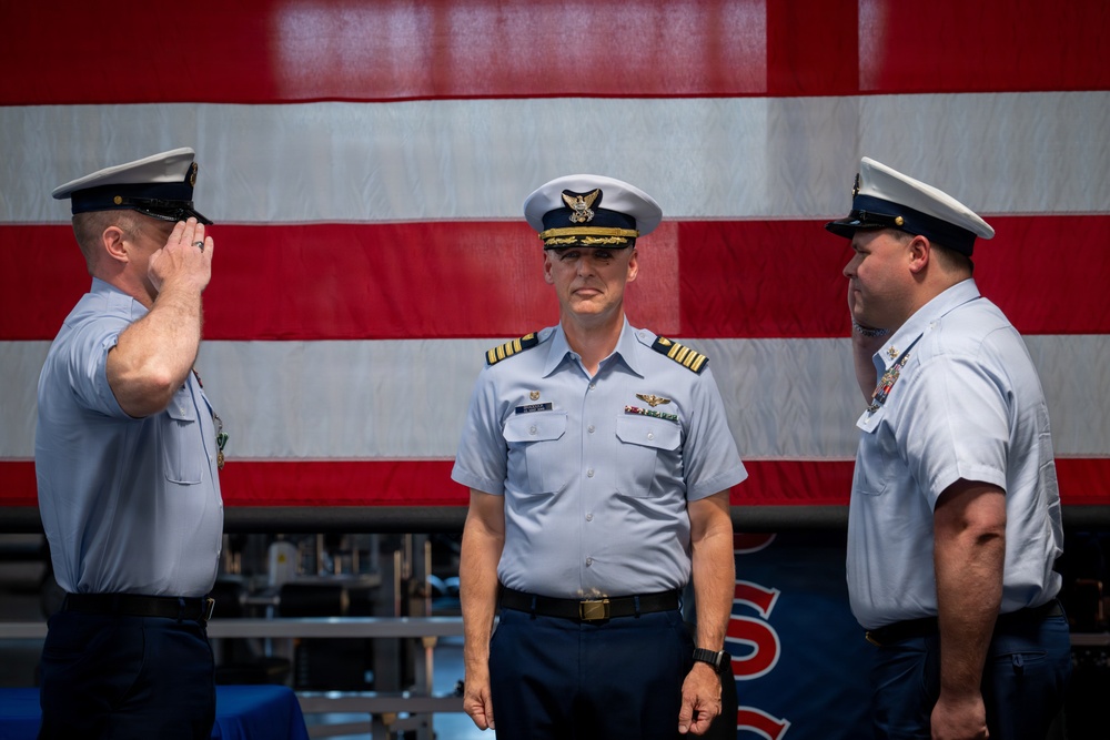 Coast Guard Base Alameda holds change of watch ceremony