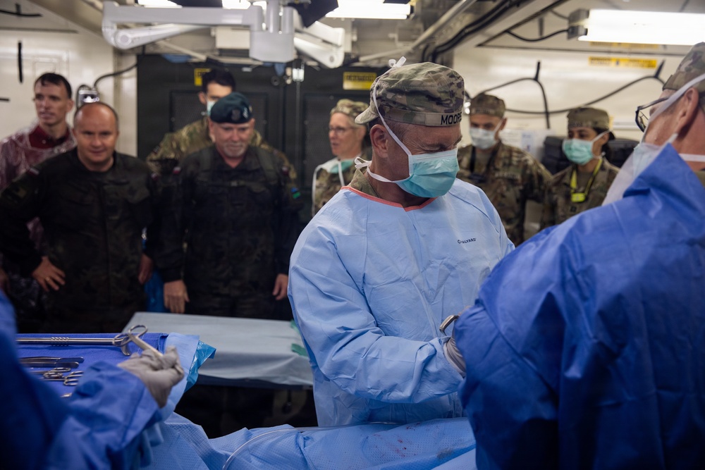 Leadership Visits 18th Field Hospital