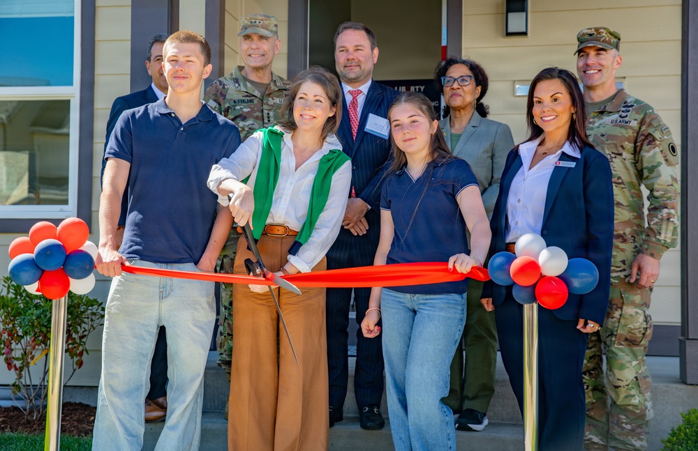 JBLM opens new housing community