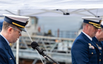 Coast Guard Cutter John Witherspoon conducts change of command ceremony