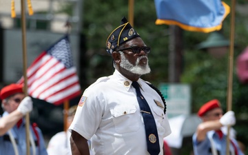 U.S. Military Participates in Wisconsin Parades