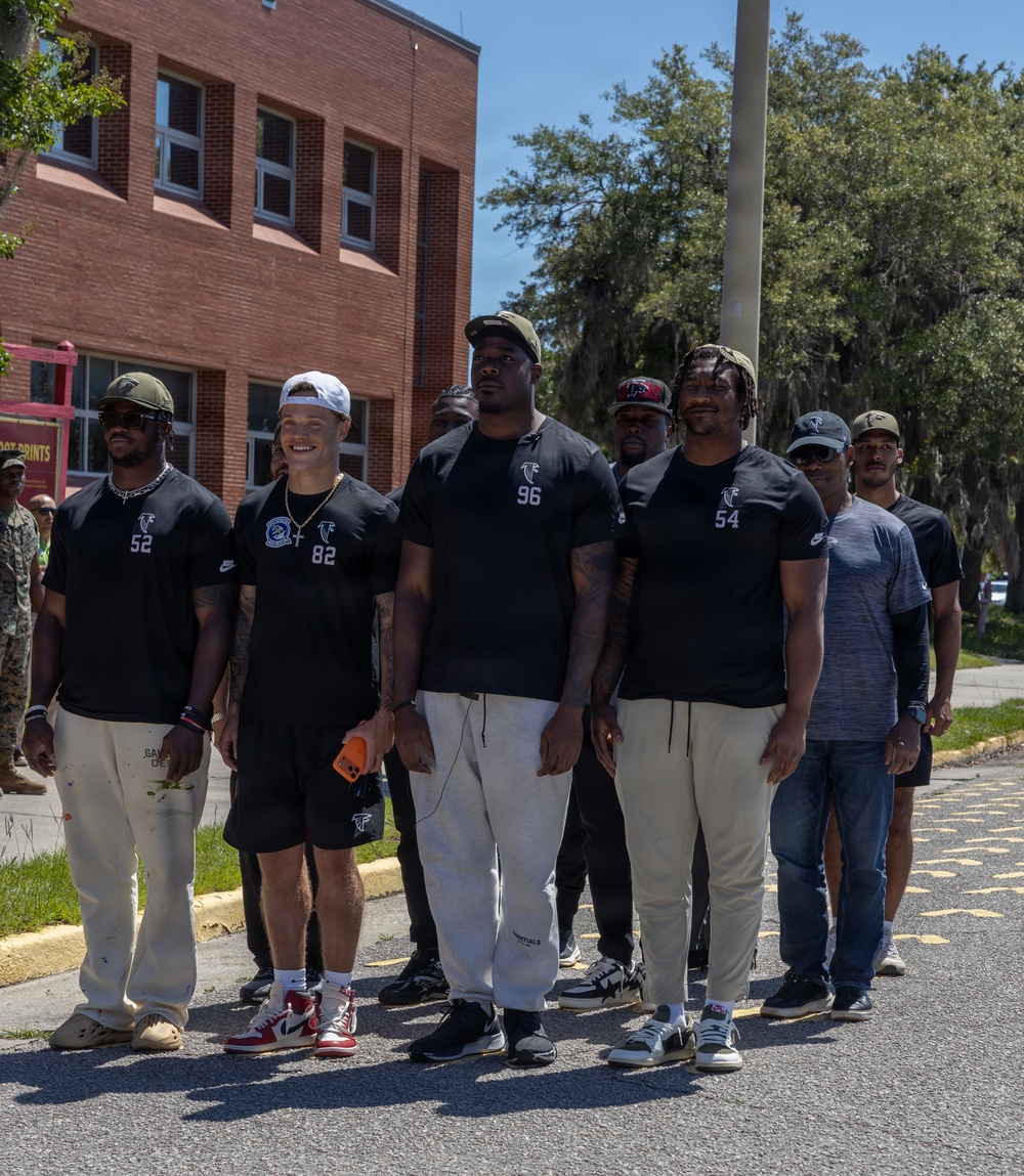 Atlanta Falcons Visit Marine Corps Recruit Depot Parris Island