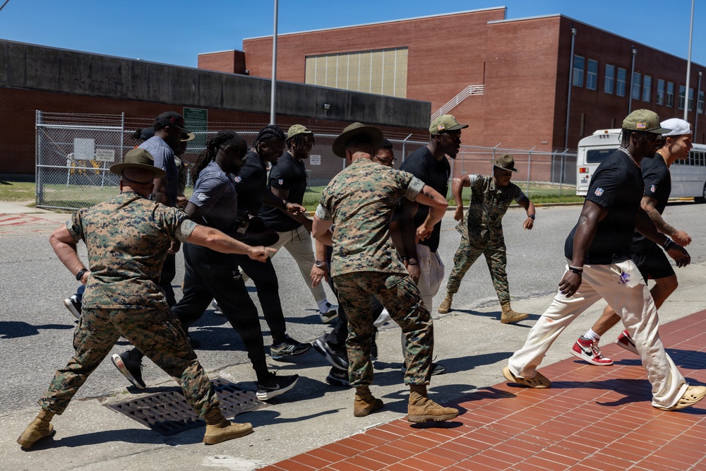 Atlanta Falcons Visit Marine Corps Recruit Depot Parris Island