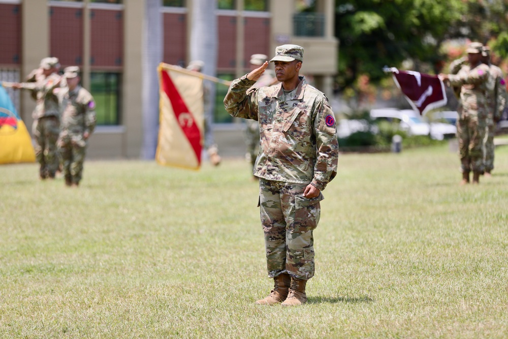 9th Mission Support Command Welcomes New Commander During Change of Command Ceremony