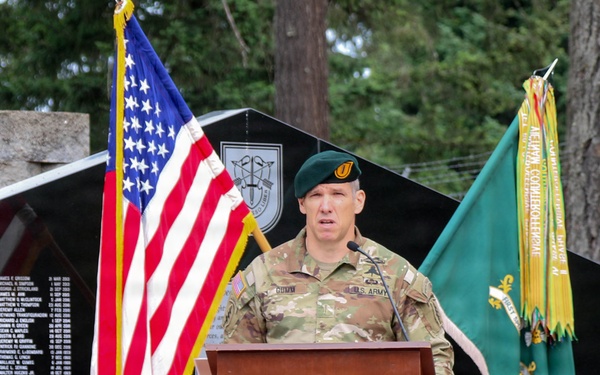 1st Special Forces Group (Airborne) Command Chief Warrant Officer Assumes Responsibilities