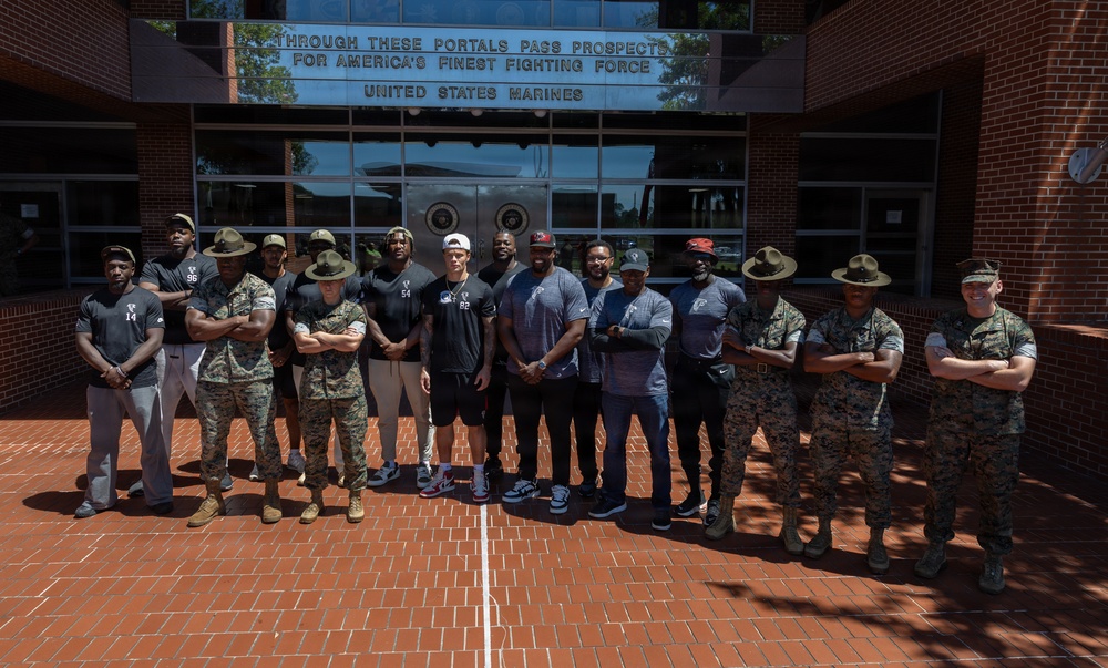 Atlanta Falcons Visit Marine Corps Recruit Depot Parris Island