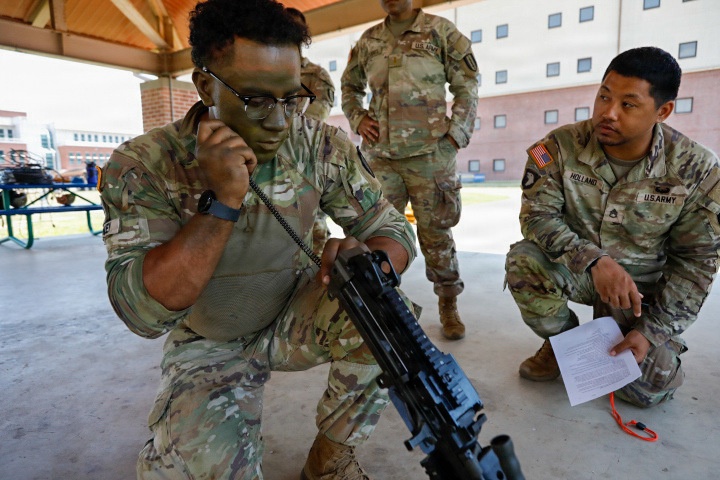 1st Signal Brigade Hosts Mercury Leaders of the Quarter Competition