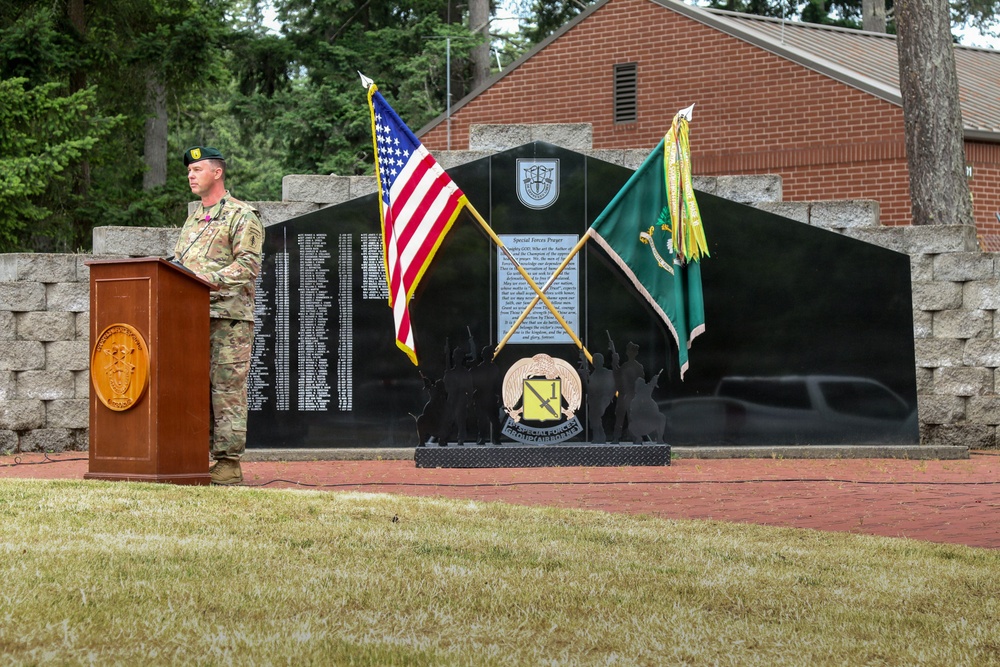 1st Special Forces Group (Airborne) Command Chief Warrant Officer Assumes Responsibilities