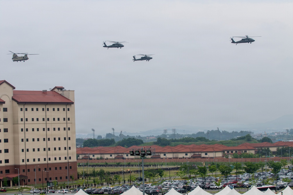 2ID Soldiers Conduct a Division Run During KATUSA Friendship Week