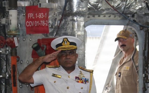 USS Canberra Visits Colombo, Sri Lanka