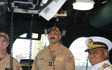 USS Canberra Visits Colombo, Sri Lanka