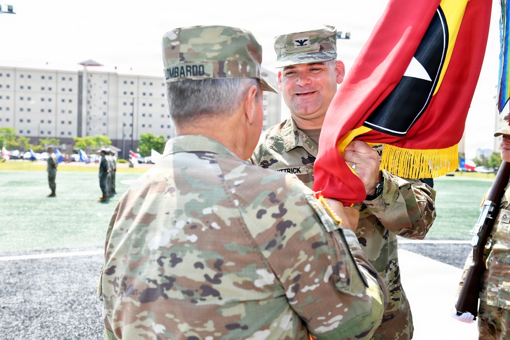 2nd Infantry Division Artillery change of command