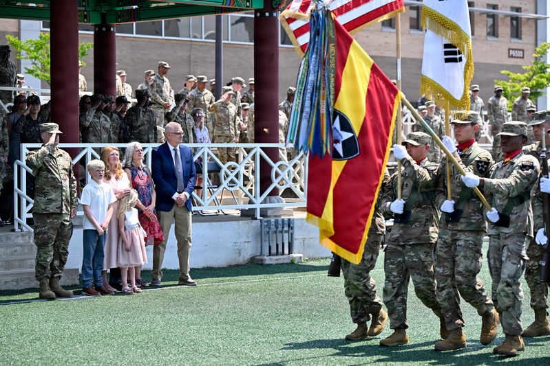 2nd Infantry Division Artillery change of command