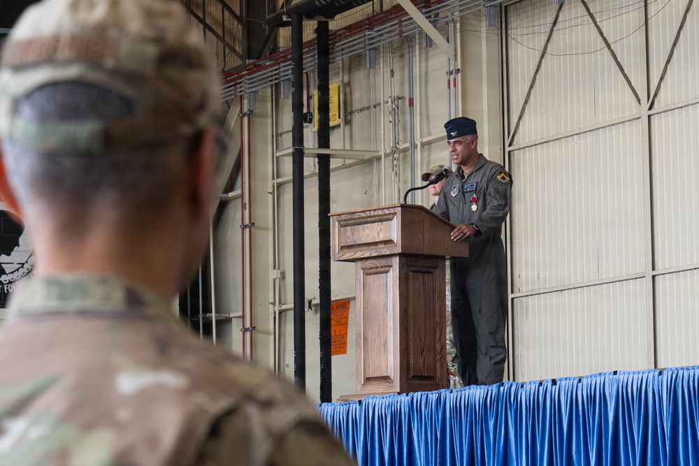 8th OG holds change of command ceremony
