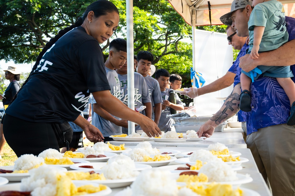 94th Army Air and Missile Defense Command Soldiers volunteer at the Youth Impact Program