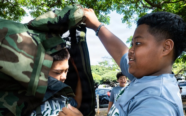 94th Army Air and Missile Defense Command Soldiers volunteer at the Youth Impact Program