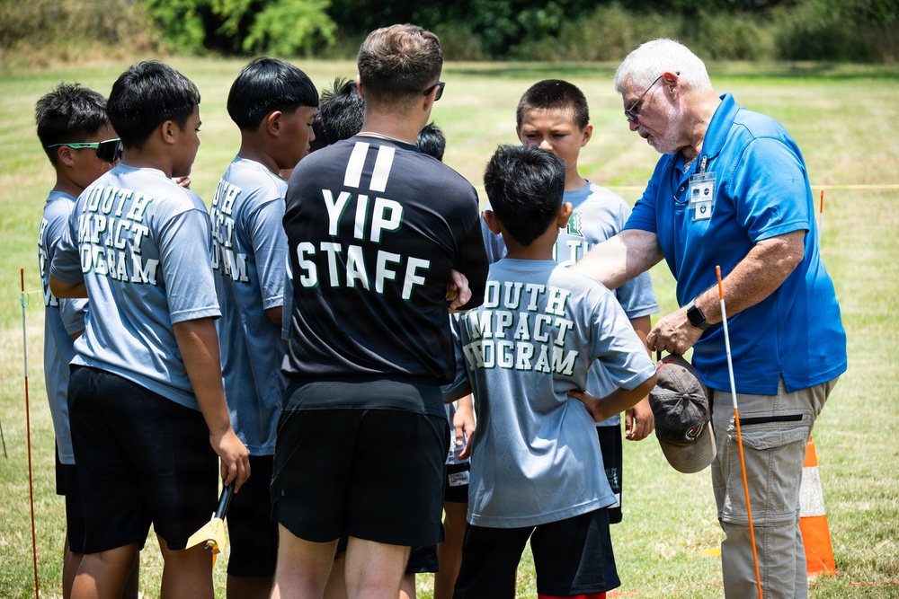 94th Army Air and Missile Defense Command Soldiers volunteer at the Youth Impact Program