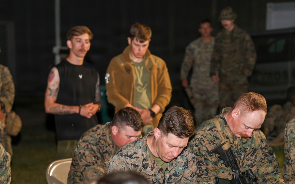 U.S. Marines and Sailors holds field service in Romania