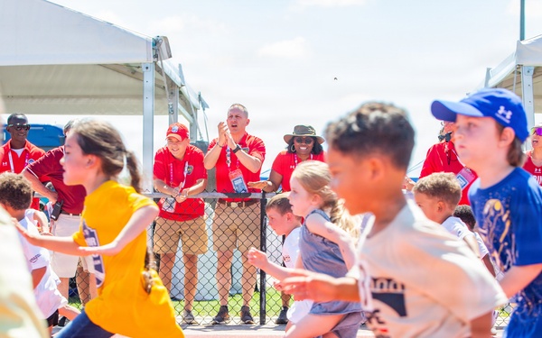 Team Marine Corps sprint for medals Warrior Games