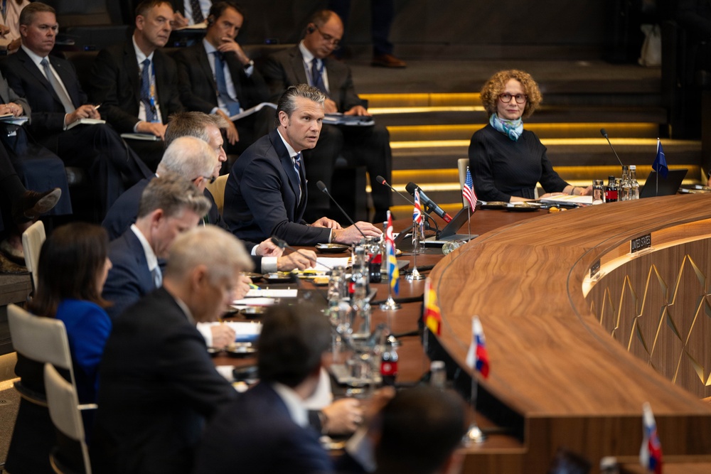SW Attends NATO Defense Ministerial