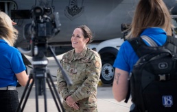 News Agencies Experience Thunderbird Refueling Ahead of Grissom Air Show