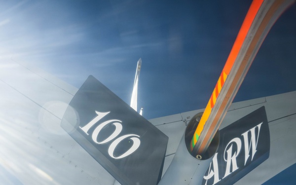 521st AMOW receives fuel from 100th ARW to maintain readiness