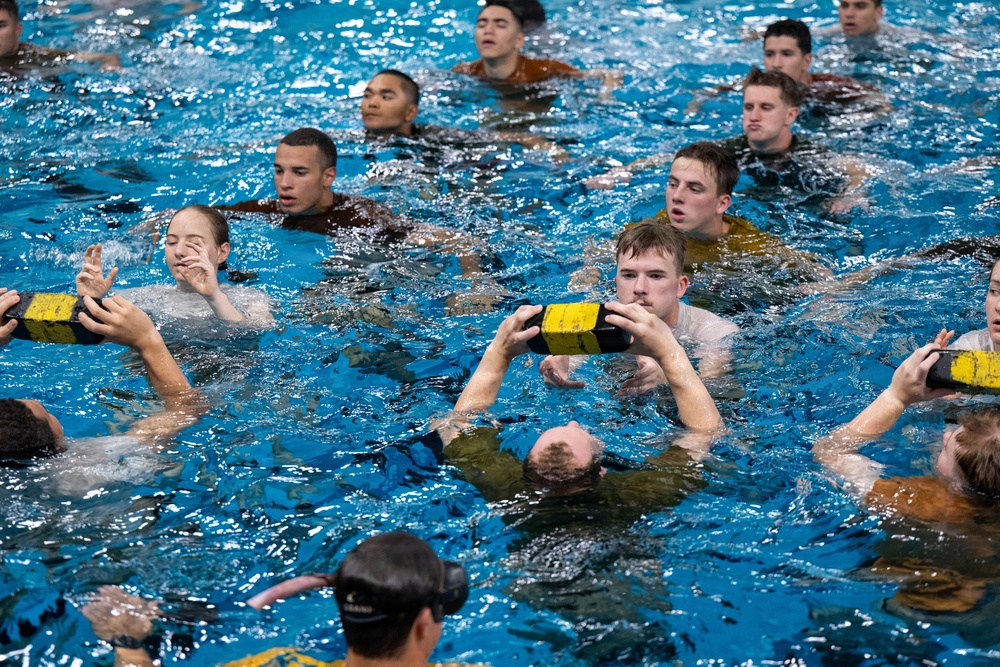Students participate in High Risk Training
