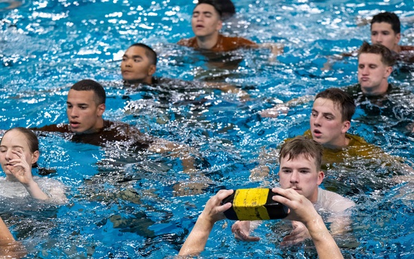 Students participate in High Risk Training
