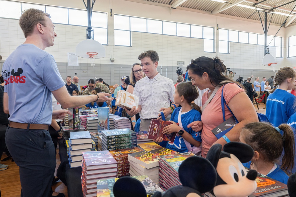 MacDill hosts SLOTUS for Blue Star Books with Disney event