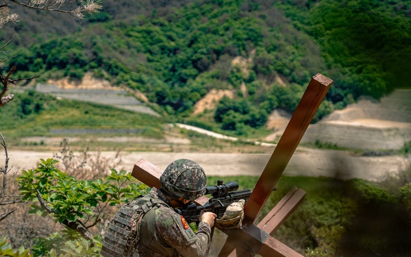 U.S. Marines Participate in the International Sniper Competition: Day 4
