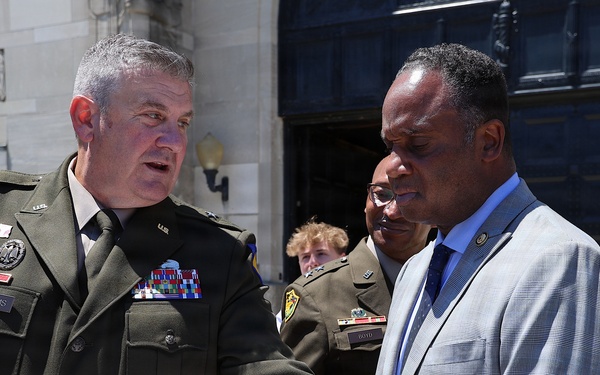 Illinois National Guard hosts discussion on modernization of historic Chicago armory
