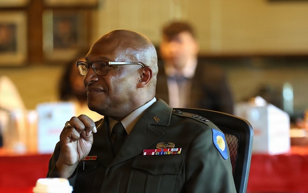 Illinois National Guard hosts discussion on modernization of historic Chicago armory