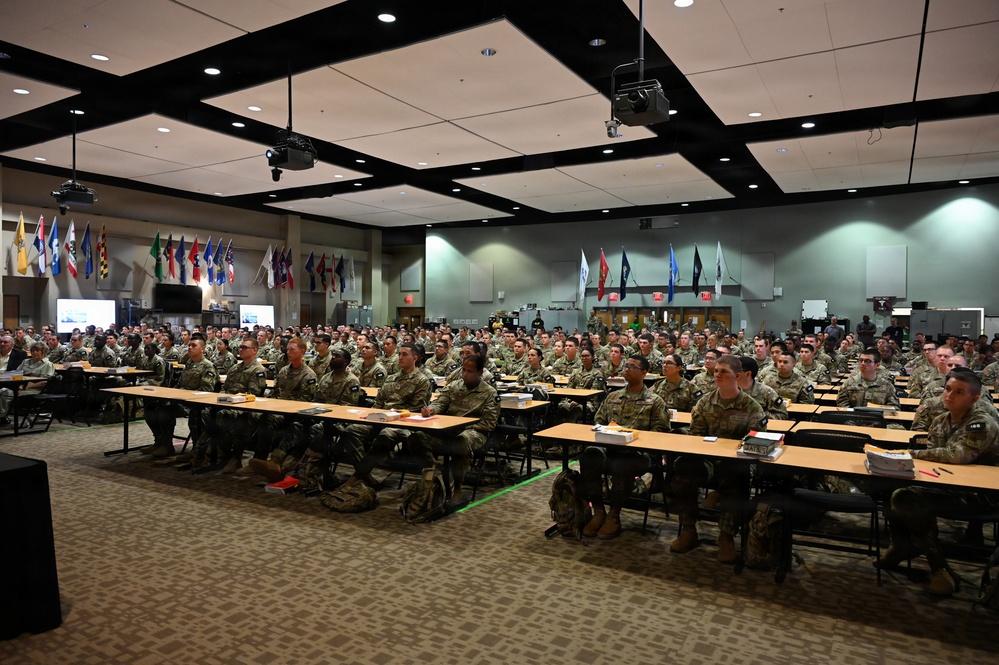 CMoH Recipient, Vietnam Combat Medic, speaks to combat medic trainees