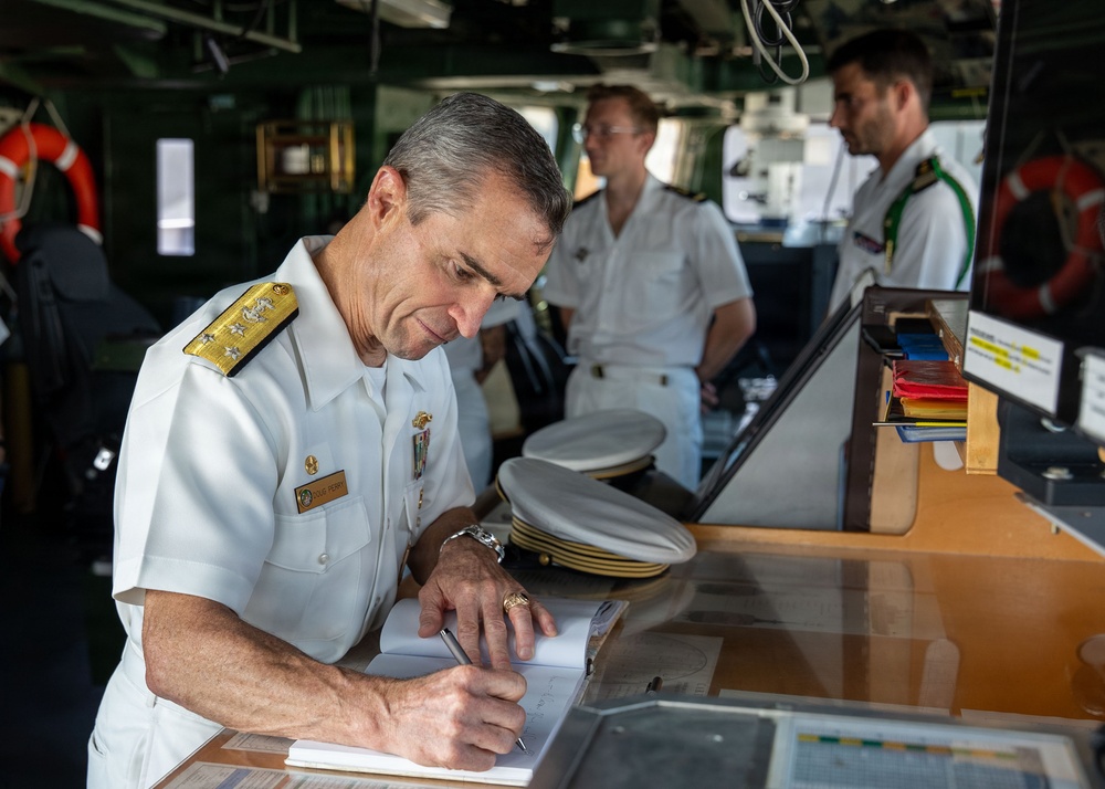 Vice Adm. Doug Perry, Commander, U.S. 2nd Fleet , conducts a visit aboard the FS Aconit (F713).