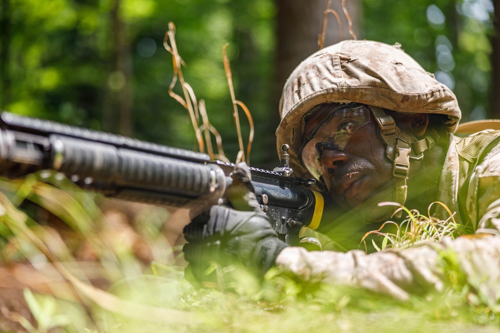 U.S. Marine Corps Officer Candidates conduct the Basic Reaction Course