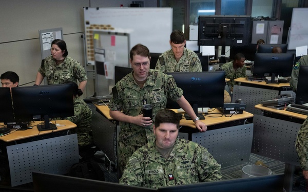 Submarine Group Two Reservists Stand Theater Undersea Warfare Watch for Vigilant Shield 2026